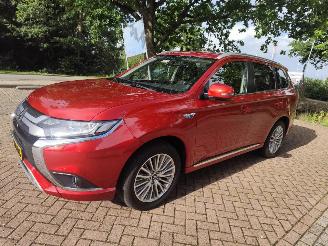 Mitsubishi Outlander 2.4 PHEV Intense+ picture 2