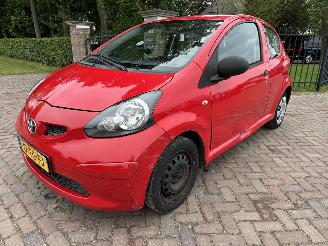 skadebil auto Toyota Aygo 1.0-12V 2006/8