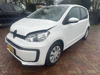 damaged passenger cars Volkswagen Up! 1.0 BMT move up! 2019/1
