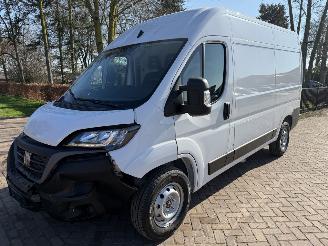 skadebil bedrijf Fiat Ducato Maxi 35HD 2.2 103 kW NEW car 2024/2