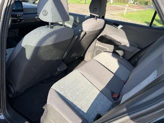 Volkswagen ID.3 First 58 kWh picture 11