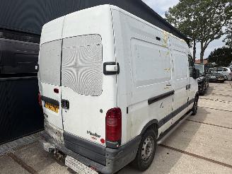 Renault Master T33 2.2dCi L2H2 picture 3