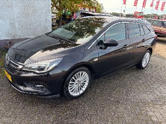 Vaurioauto  passenger cars Opel Astra 1.0t clima/navi/velgen 2017/3