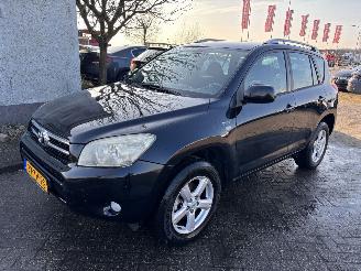krockskadad bil auto Toyota Rav-4 2.0 vvti 4x4 2006/9