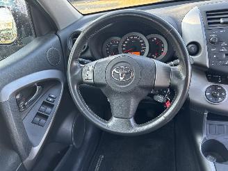 Toyota Rav-4 2.0 vvti 4x4 picture 8