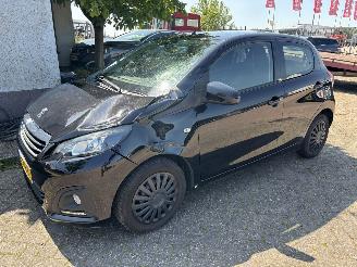 Vaurioauto  passenger cars Peugeot 108 Airco/cv 2018/5