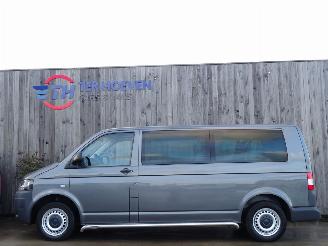 Schadeauto Volkswagen Transporter T5 2.0 TDi Lang 9-Peroons Airco Cruise PDC 103KW Euro 5 2013/5
