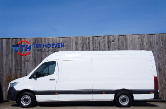 Vaurioauto  passenger cars Mercedes Sprinter 314 CDi Maxi Airco Cruise Navi Camera PDC 105KW Euro 6 2020/12