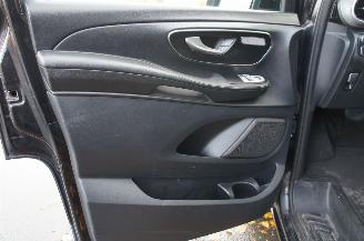 Mercedes V-klasse V250 BlueTec Avantgarde Extralang Airco Navi Cruise Trekhaak 140KW Euro 6 picture 12