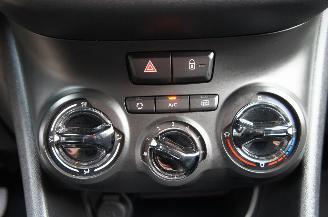 Peugeot 208 1.0 PureTech Acces Airco Cruise 50KW Euro 6 picture 15