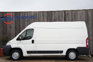 skadebil auto Peugeot Boxer 2.2 HDi L2H2 Camper! Airco Cruise Trekhaak 96KW Euro 5 2014/3