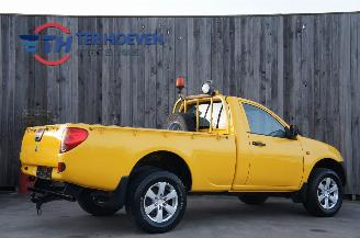 Mitsubishi L-200 2.5 DI-D Single Cab 4X4 2-Persoons Diff Lock 100KW Euro 4 picture 3