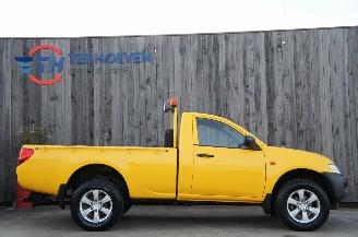 Mitsubishi L-200 2.5 DI-D Single Cab 4X4 2-Persoons Diff Lock 100KW Euro 4 picture 4