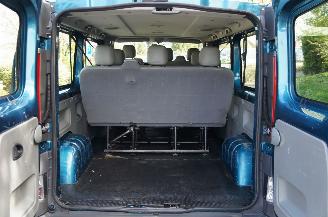 Renault Trafic 2.0 DCi Lang 9-Sitzer MOTORSCHADEN picture 12