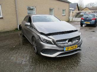 krockskadad bil auto Mercedes A-klasse 160 Sport Edition Aut REST BPM 1400 EURO 2018/3
