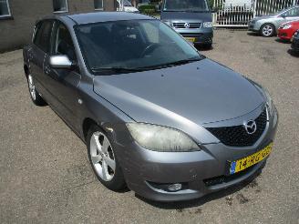 Voiture accidenté Mazda 3 2.0 Executive 2005/3