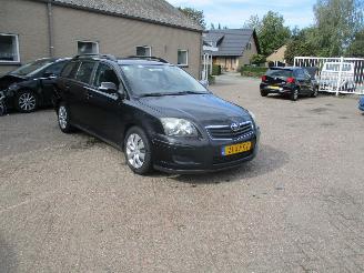 Damaged car Toyota Avensis 1.6 VVTi Terra Wagon 2007/6