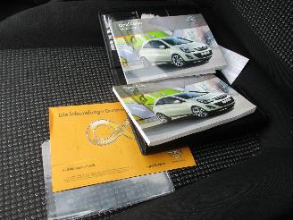 Opel Corsa 1.2-16V Selection 5drs picture 19