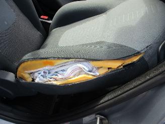 Ford Ka 1.2 Titanium Xs/s Airco picture 13