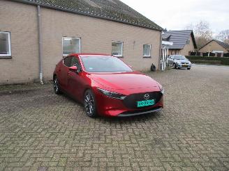 skadebil auto Mazda 3 2.0 SA-G Luxury Aut REST BPM 1600 EURO !!!!! 2019/6