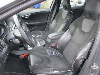 Volvo V-40 2.0 D4 R-Design Business picture 27