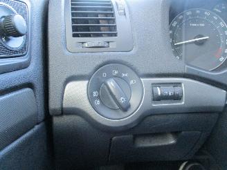 Skoda Octavia 1.6 FSI Elegance picture 21