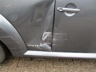 Volkswagen New-beetle 1.4-16V Trendline picture 9