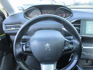Peugeot 308 1.6 BlueHDi BL. Pre. REST BPM € 300,-!!! picture 21