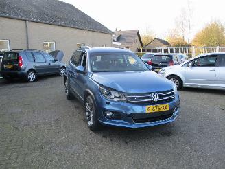 Unfallwagen Volkswagen Tiguan 2.0 TSI R-Line Sport&St.4M REST BPM €800,-!!! 2017/2