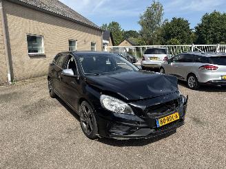 krockskadad bil auto Volvo V-60 2.0T R-Design REST BPM €700,-!!! AUT 2011/5