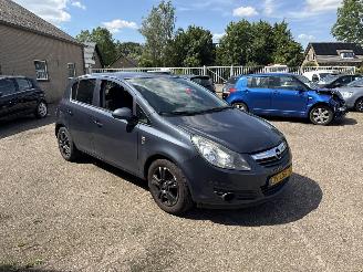 krockskadad bil auto Opel Corsa 1.2-16V 111 Edition 2010/6