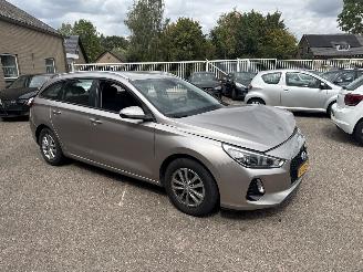 krockskadad bil auto Hyundai I-30 1.0 T-GDI i-Drive REST BPM €1000,-!!! 2018/7