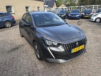 skadebil auto Peugeot 208 1.2 PT Active Pack 2022/6