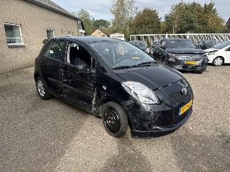 Voiture accidenté Toyota Yaris 1.3 VVTi Sol Sport 2008/2