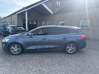 Ford Focus 1.0 EcoBoost Trend Edition picture 8