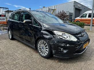 Unfallwagen Ford Grand C-Max 1.6 TDCi Titanium 7p 2013/1