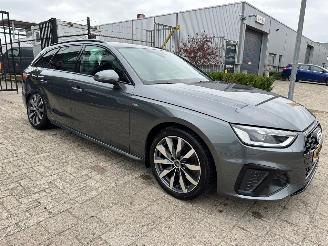 Schadeauto Audi A4 Avant 35 TFSI S edition Competition 2024/10