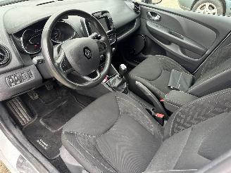 Renault Clio Estate 0.9 TCe Limited picture 7