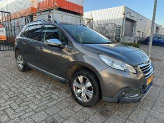 Auto incidentate Peugeot 2008 1.2 VTi Allure Pack Premium Plus 2014/2