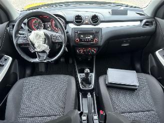 Suzuki Swift 1.2 Comfort Smart Hybrid picture 16