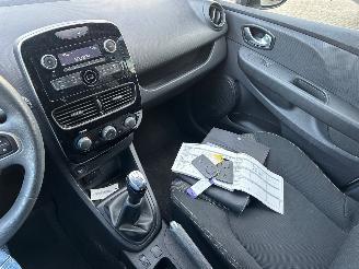 Renault Clio 0.9 TCe Life picture 11
