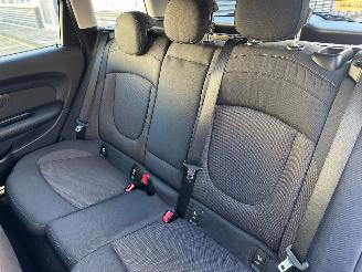 Mini Clubman ONE picture 14