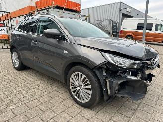 krockskadad bil auto Opel Grandland X 1.2 Turbo Innovation 2020/9