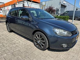 damaged passenger cars Volkswagen Golf 1.4 TSI Highline 2009/2