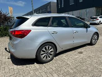 Kia Cee d 1.0 T-GDi Design Edition picture 6