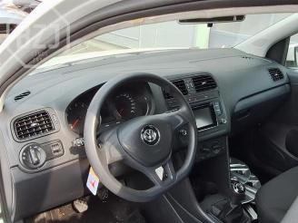 Volkswagen Polo Polo V (6R), Hatchback, 2009 / 2017 1.0 12V BlueMotion Technology picture 5