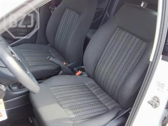 Volkswagen Polo Polo V (6R), Hatchback, 2009 / 2017 1.0 12V BlueMotion Technology picture 6