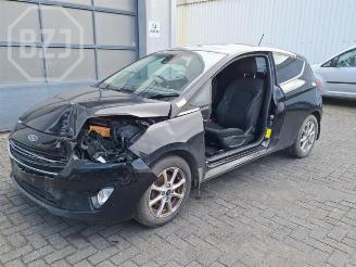 Vrakbiler auto Ford Fiesta Fiesta 7, Hatchback, 2017 1.0 EcoBoost 12V 100 2018/0