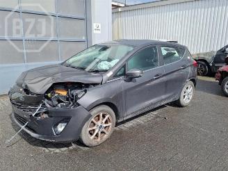 Vrakbiler auto Ford Fiesta Fiesta 7, Hatchback, 2017 1.0 EcoBoost 12V 100 2019/0