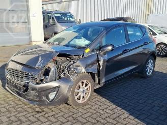 Coche siniestrado Ford Fiesta Fiesta 7, Hatchback, 2017 1.0 EcoBoost 12V 100 2018